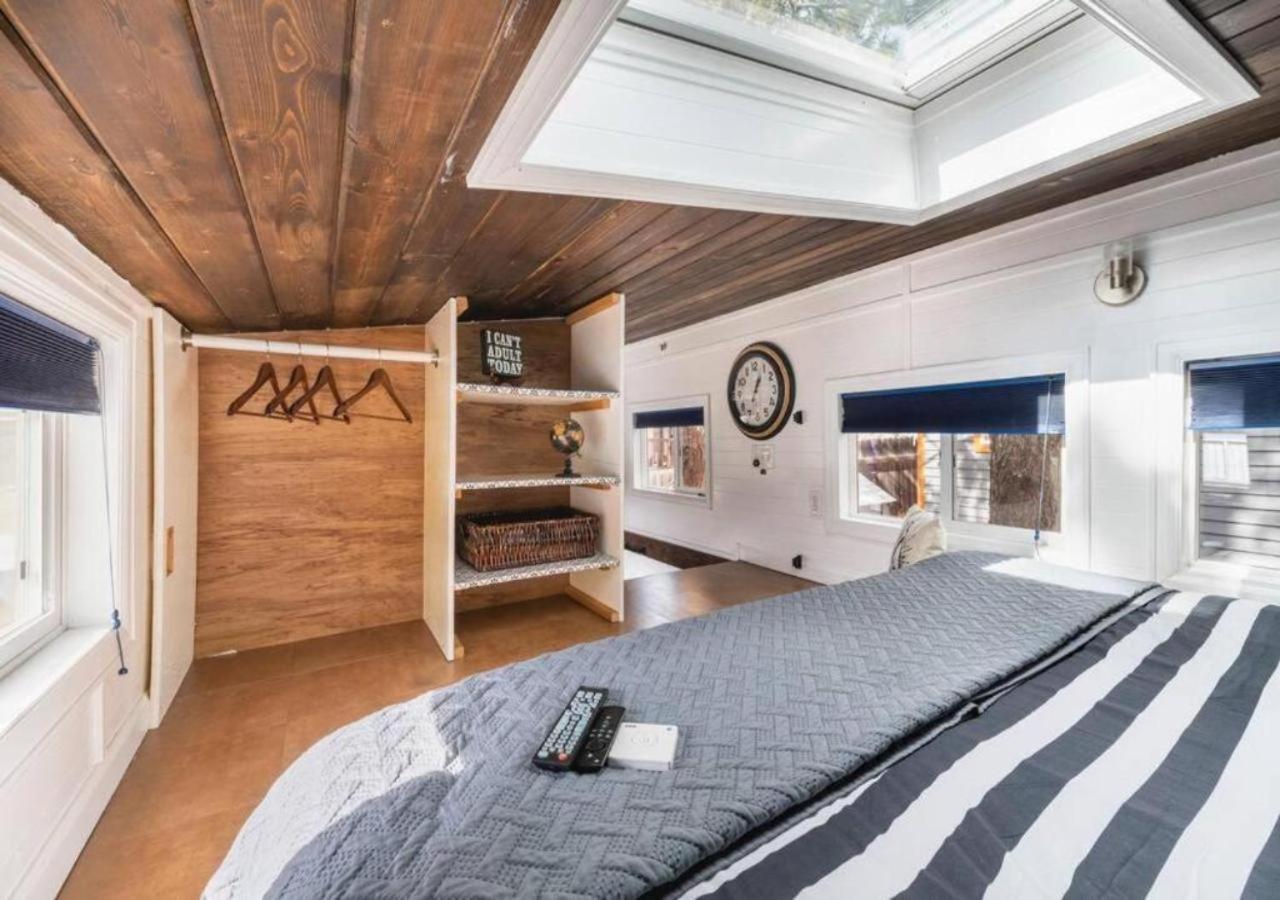 Ashore The Clouds Glamping Awaits Woodland Park Esterno foto